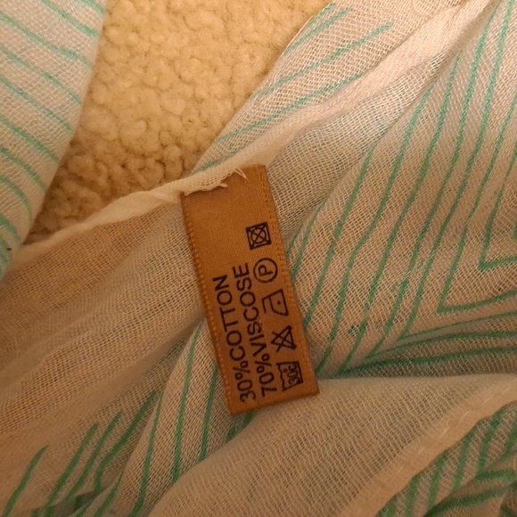 SCARF BUNDLE - Picture 13 of 16